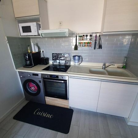 Appartement Cosy Proche De L'Aeroport T R A N S F E R T Sur Demande Сен-Дени Экстерьер фото