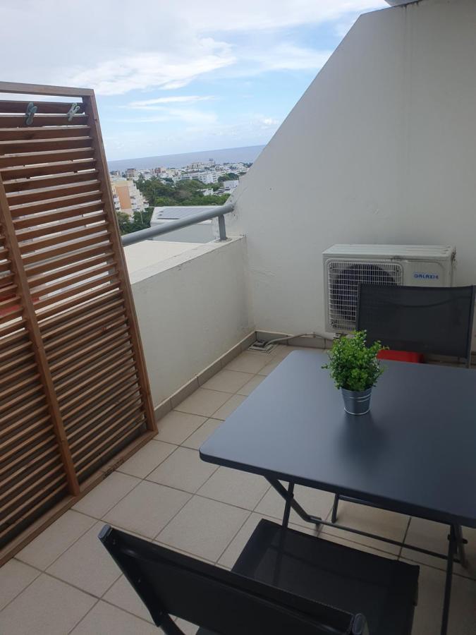Appartement Cosy Proche De L'Aeroport T R A N S F E R T Sur Demande Сен-Дени Экстерьер фото